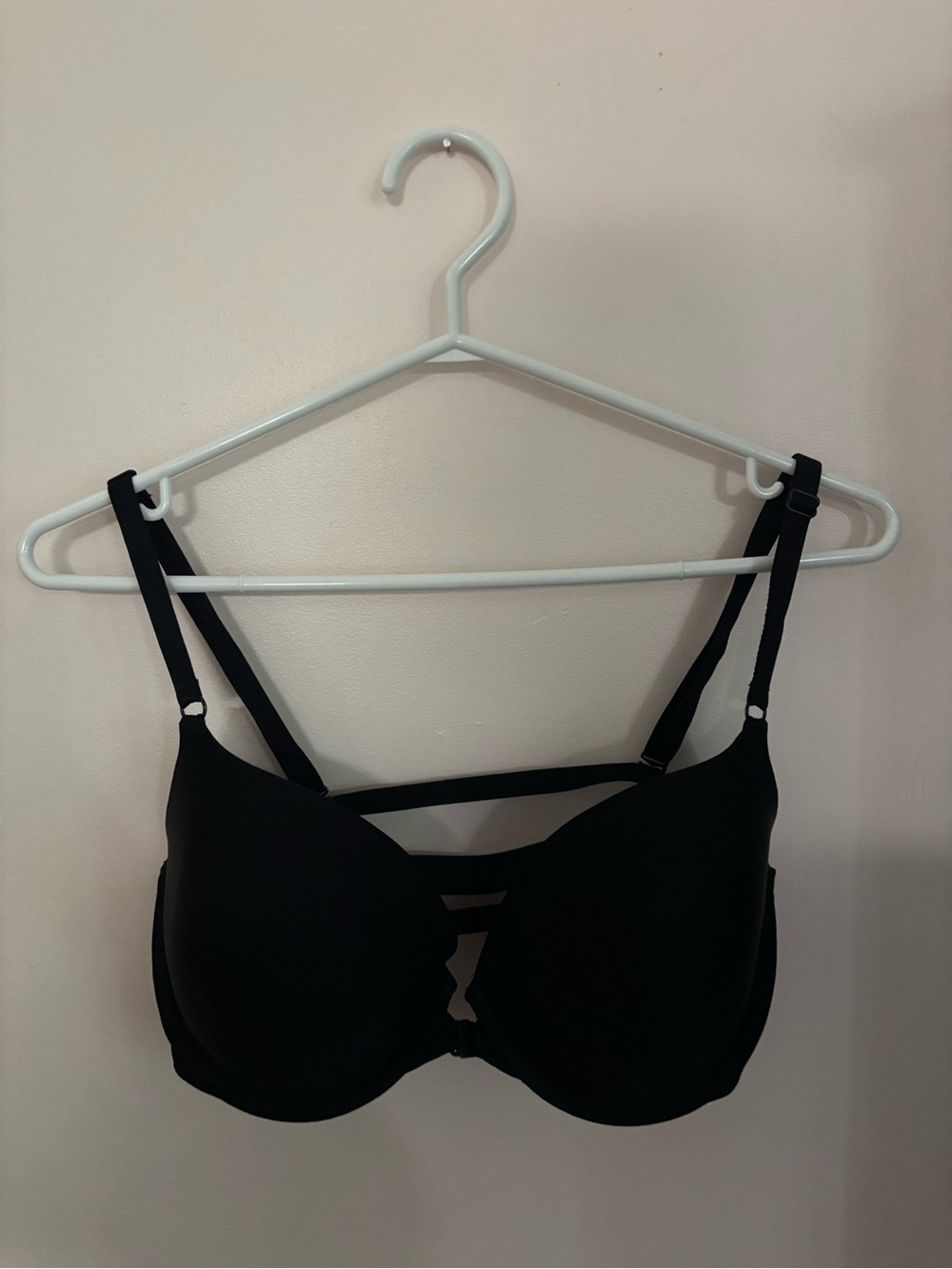 Victoria’s Secret bra with front closure
